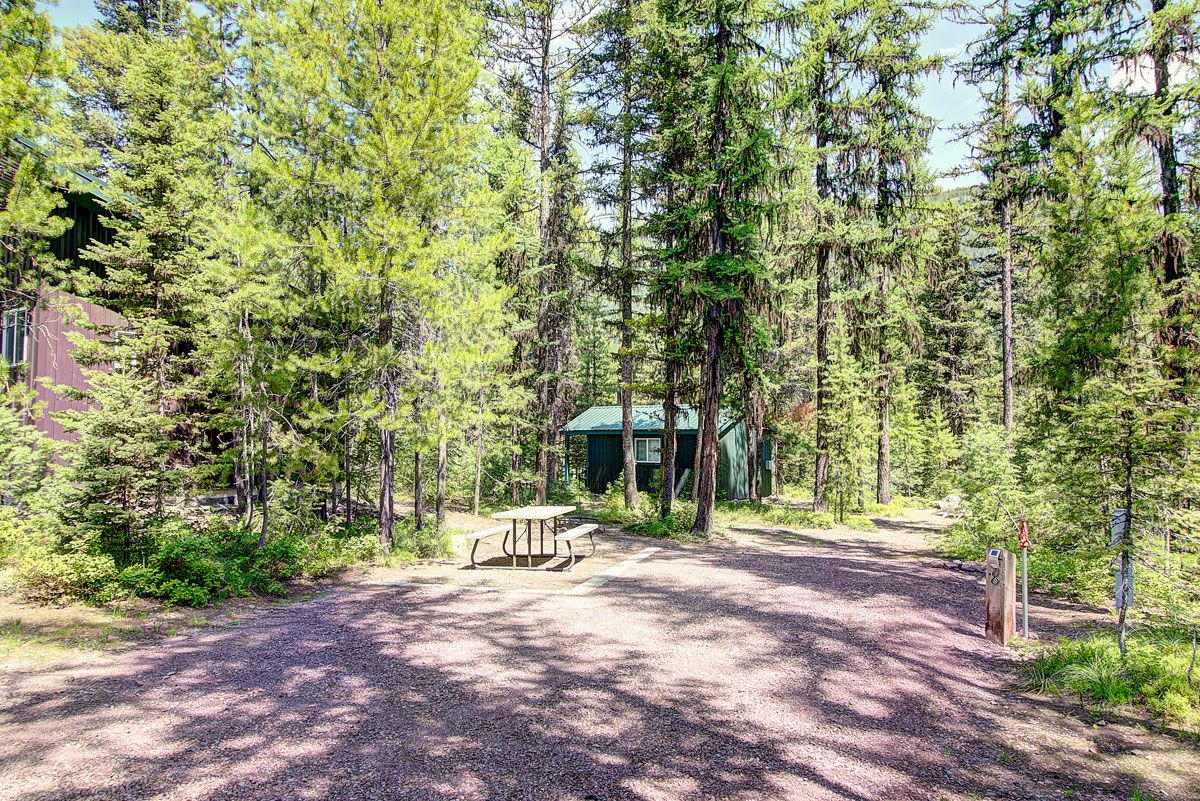 40' RV Site with Full Hookups